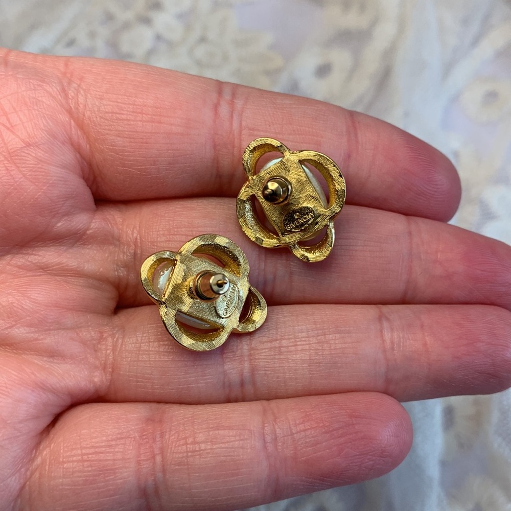 Authentic Vintage Givenchy Faux Pearl Stud Earrings - Picture 9 of 14